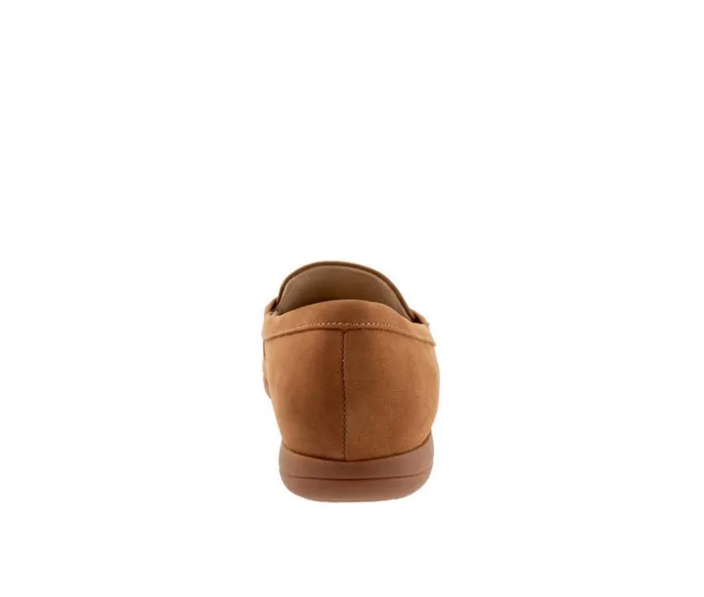 Loafers & Oxfords>Trotters Women's Dawson Moccasin Loafers