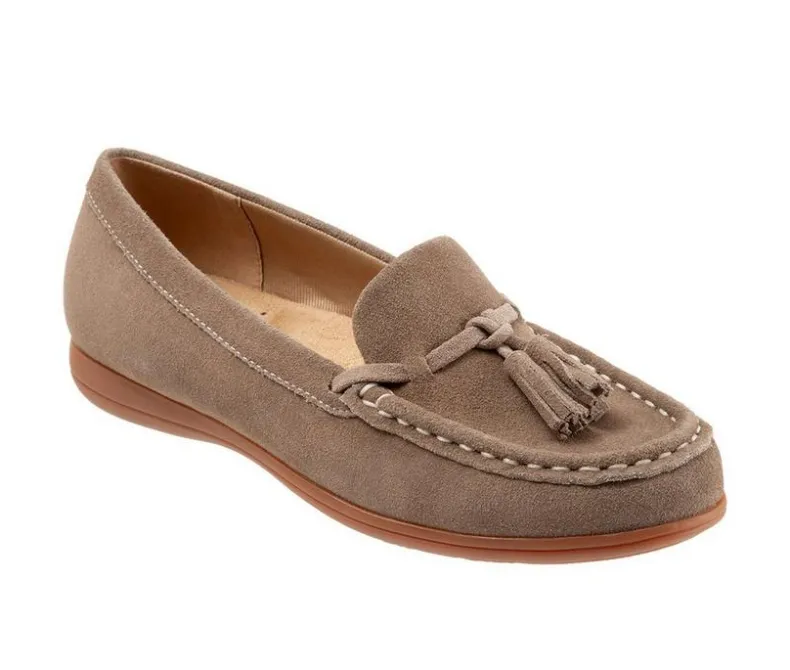 Loafers & Oxfords>Trotters Women's Dawson Moccasin Loafers