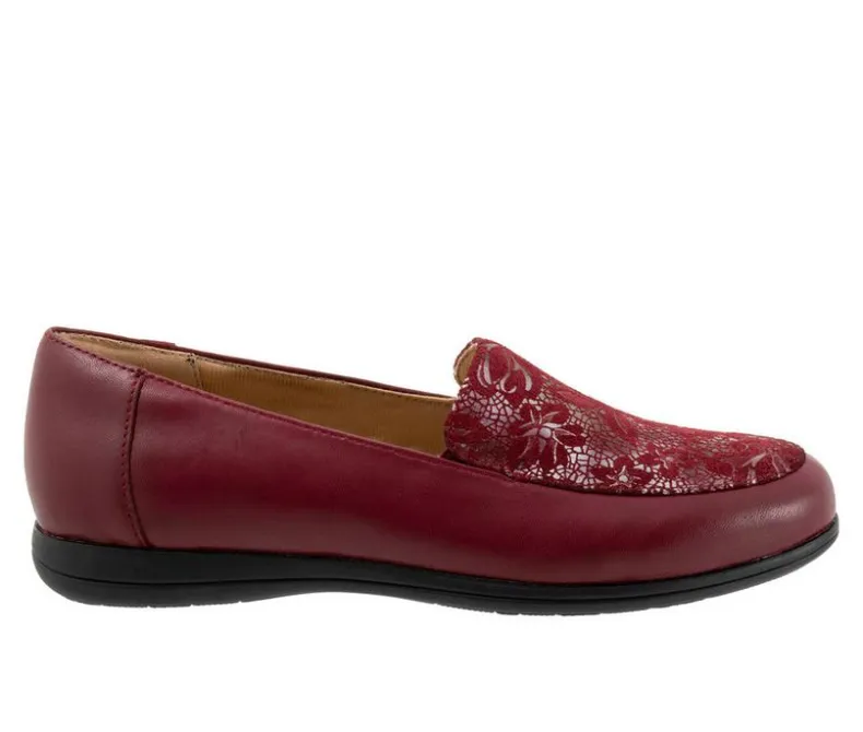 Loafers & Oxfords>Trotters Women's Deanna Loafers
