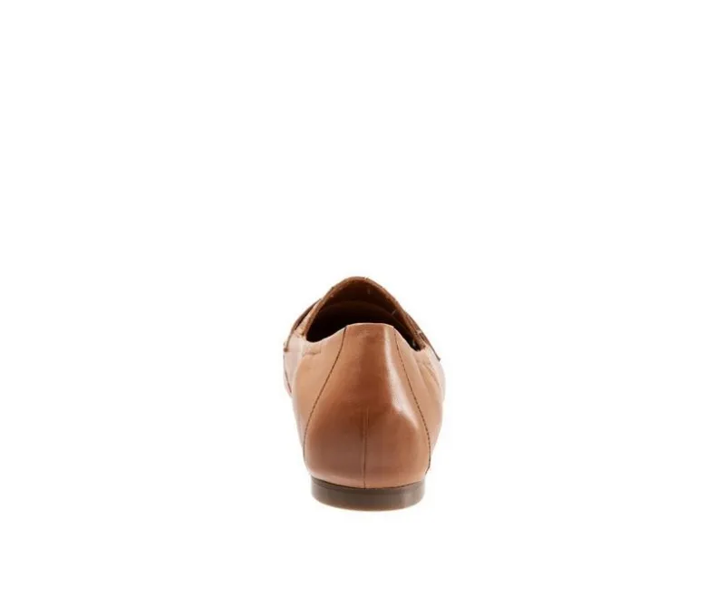 Loafers & Oxfords>Trotters Women's Emotion Loafers
