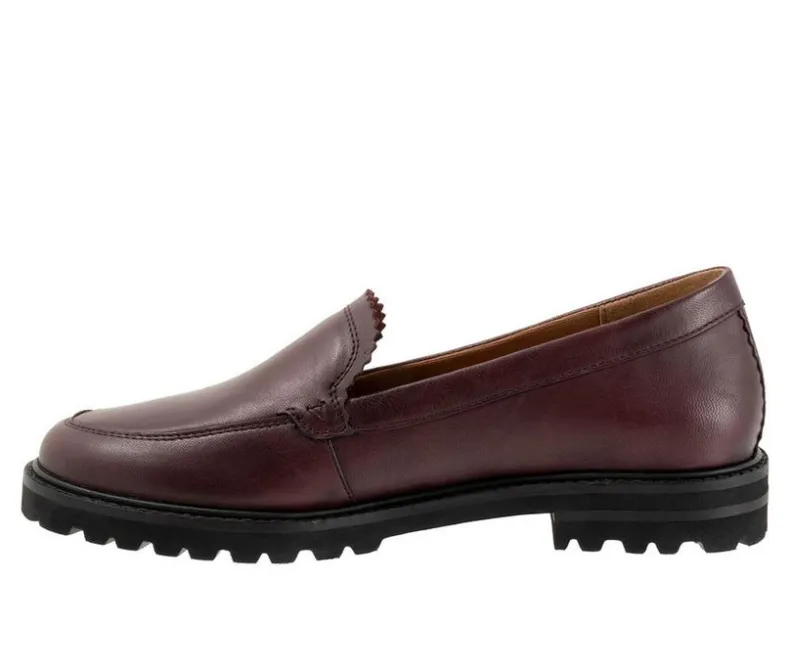 Loafers & Oxfords>Trotters Women's Fayth Casual Loafers