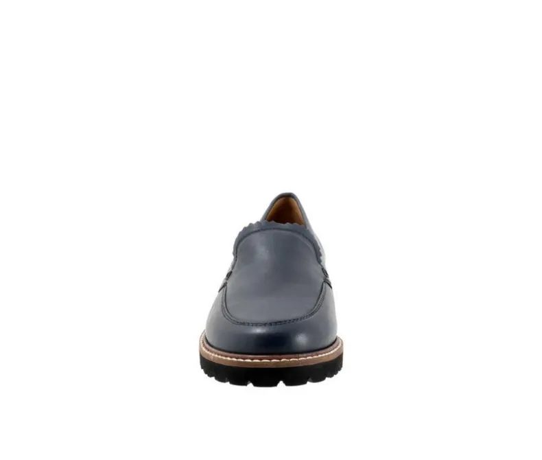 Loafers & Oxfords>Trotters Women's Fayth Casual Loafers
