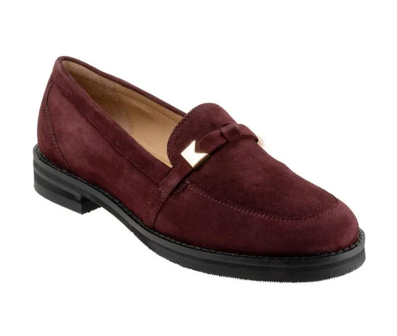 Loafers & Oxfords>Trotters Women's Femi Loafers