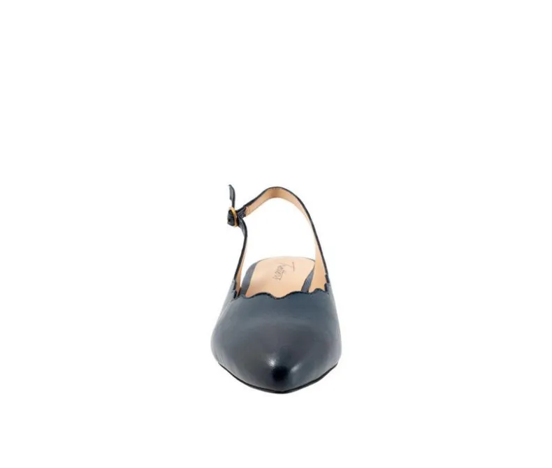 Clogs & Mules>Trotters Women's Joselyn Slingback Pumps