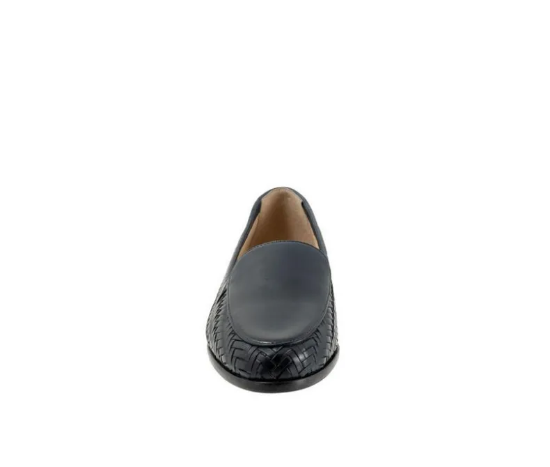 Loafers & Oxfords>Trotters Women's Lyric Loafers