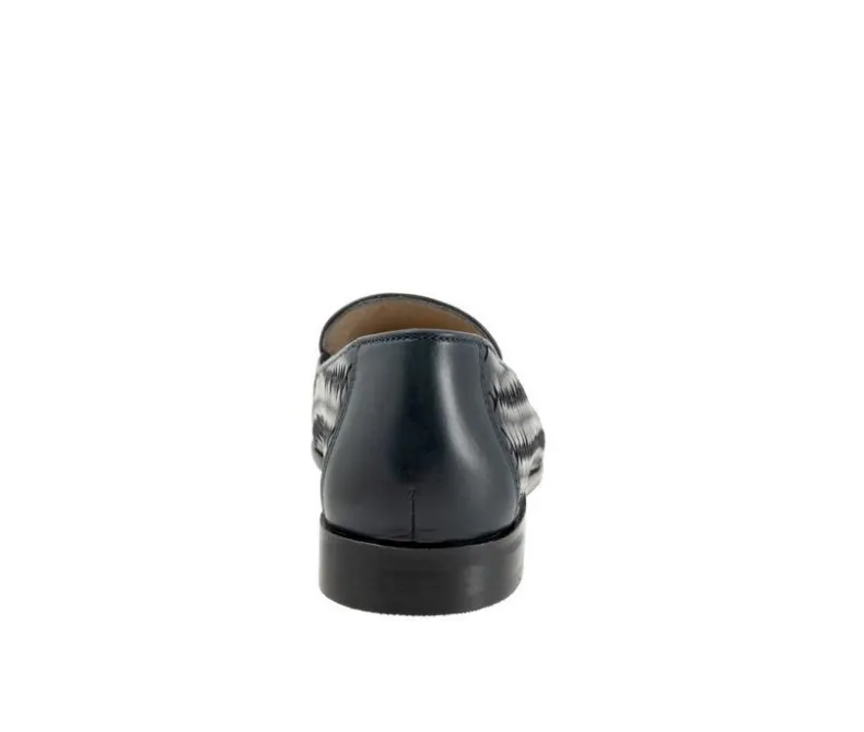 Loafers & Oxfords>Trotters Women's Lyric Loafers