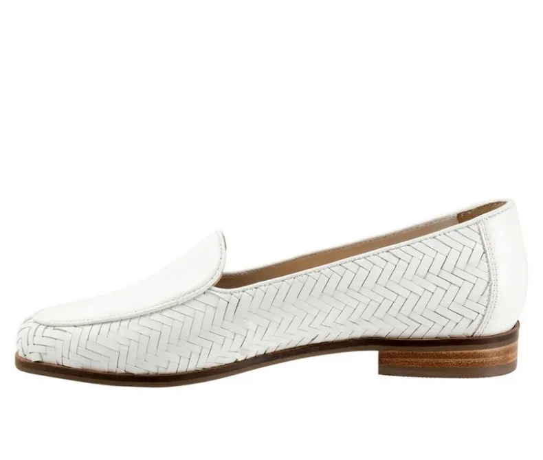 Loafers & Oxfords>Trotters Women's Lyric Loafers