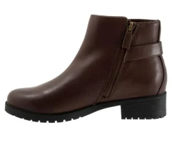 Boots & Booties><noscript><img width=
