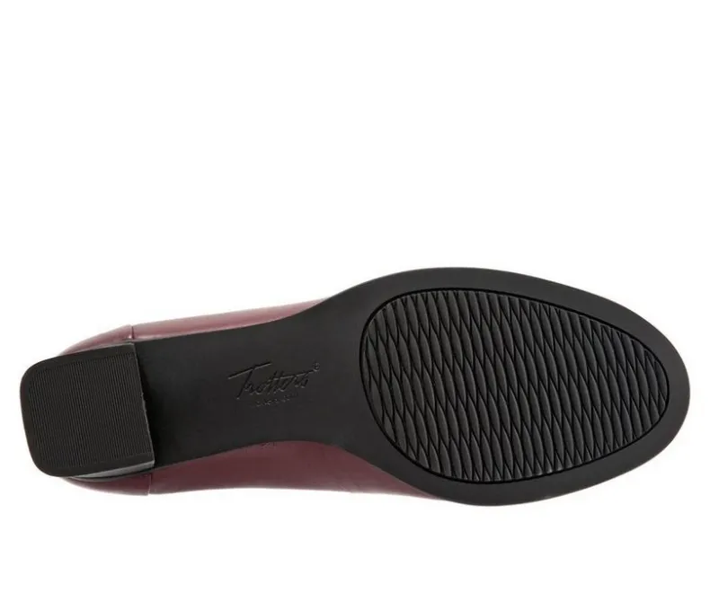 Loafers & Oxfords>Trotters Women's Quincy Pumps