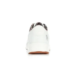 Fashion & Lifestyle|Athletics & Sneakers><noscript><img width=