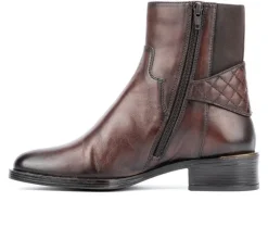 Boots & Booties><noscript><img width=