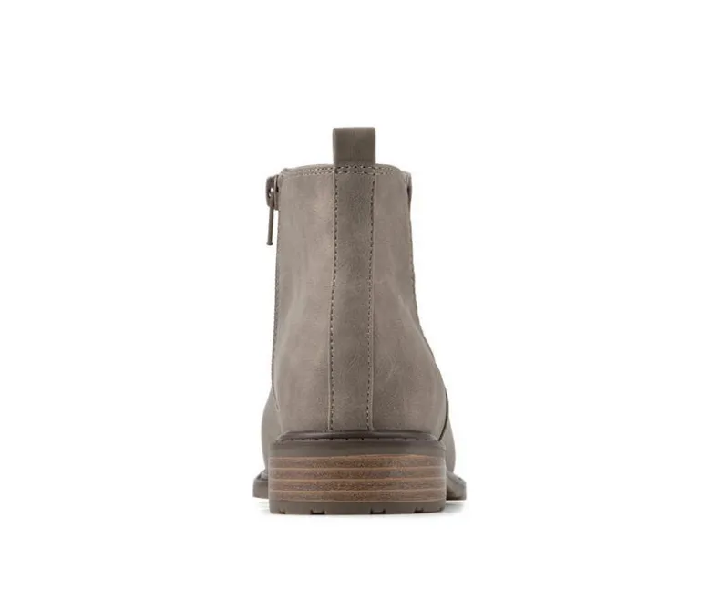 Chelsea|Boots & Booties>White Mountain Women's Caching Chelsea Booties