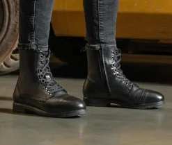 Boots & Booties><noscript><img width=