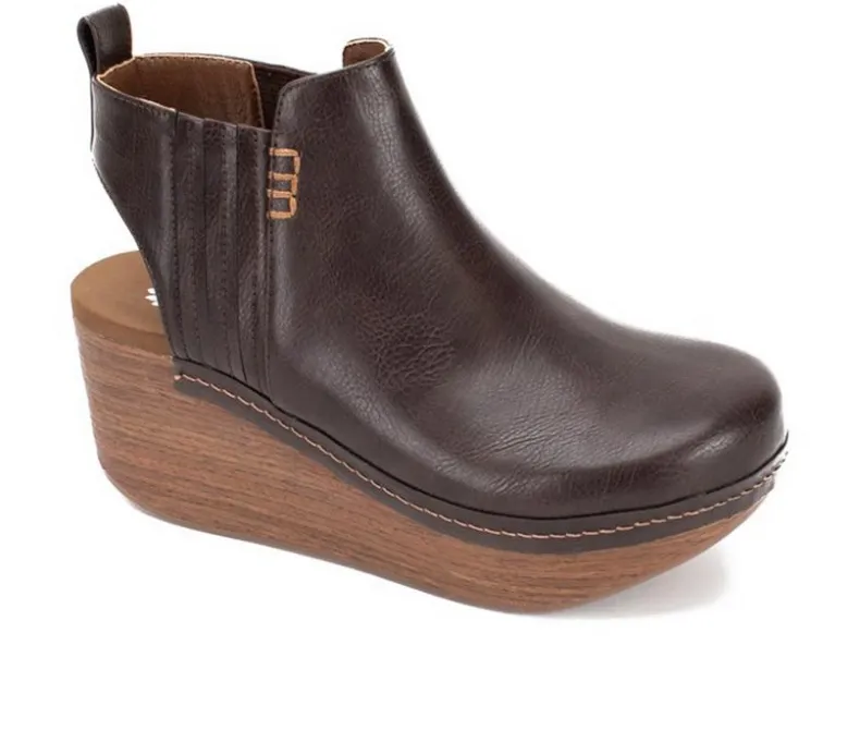 Pumps & Heels|Clogs & Mules>Yellow Box Women's Barty Wedge Clogs