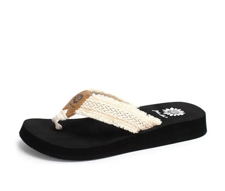 Sandals>Yellow Box Women's Fianni Flip-Flops